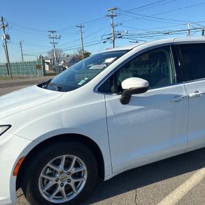 CHRYSLER PACIFICA TOURING L - 2