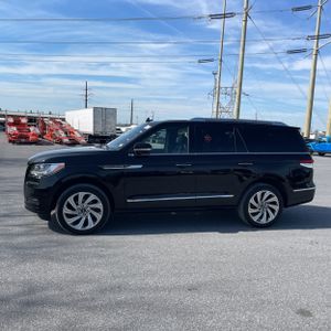 LINCOLN NAVIGATOR RESERVE - 3