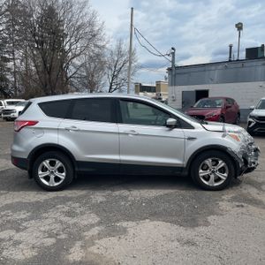 FORD ESCAPE SE - 10