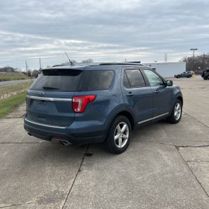FORD EXPLORER XLT - 8