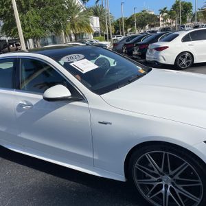 صورة 13 لـ 2023 Mercedes-BENZ C-CLASS AMG