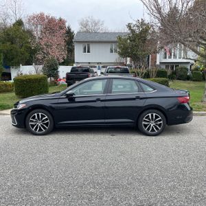 VOLKSWAGEN JETTA SE - 3