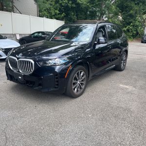 صورة 1 لـ 2024 BMW X5 XDRIVE40I