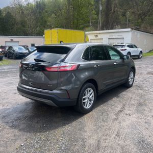 FORD EDGE SEL - 8