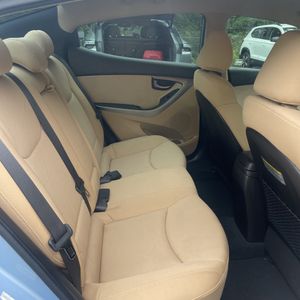 2012 Hyundai ELANTRA GLS — миниатюра 30