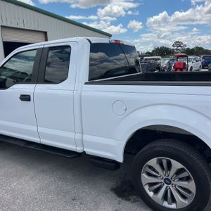 FORD F-150 XL - 6