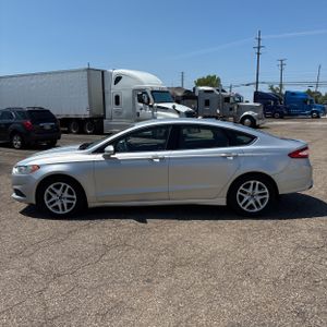 صورة 3 لـ 2016 FORD FUSION SE