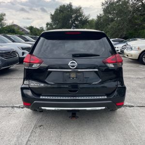 2017 Nissan ROGUE SV 照片 7
