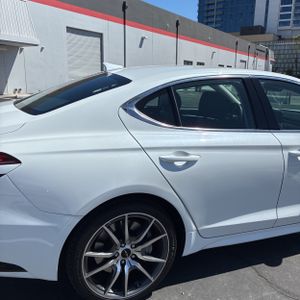 GENESIS G70 2.5T STANDARD - 9