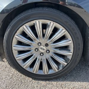 2013 Lincoln MKS BASE — миниатюра 17