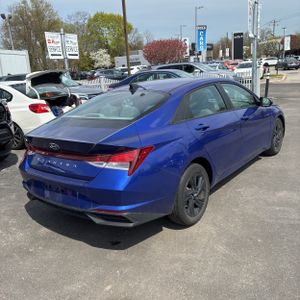 HYUNDAI ELANTRA SEL - 8