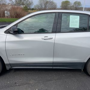 CHEVROLET EQUINOX LS - 4