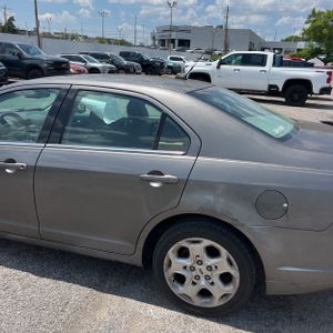 FORD FUSION SE - 6