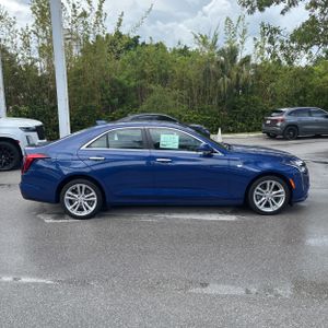 صورة 10 لـ 2025 Cadillac CT4 LUXURY