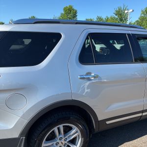 FORD EXPLORER LIMITED - 9