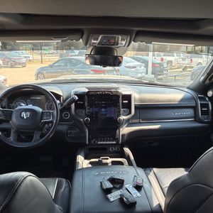 صورة 35 لـ 2021 RAM 3500 LIMITED