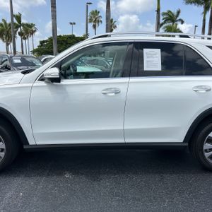 صورة 4 لـ 2022 Mercedes-BENZ GLE