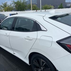 صورة 6 لـ 2017 Honda CIVIC EX