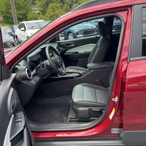 2025 Chevrolet TRAX LT — миниатюра 26