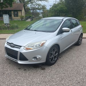 FORD FOCUS SE - 1