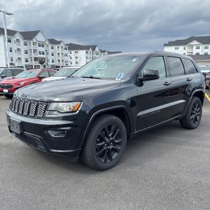 JEEP GRAND CHEROKEE - 1