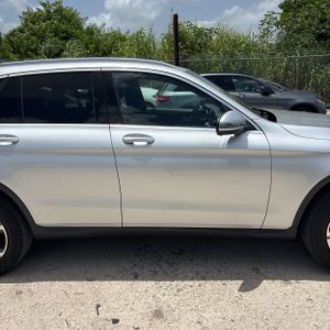 صورة مصغرة 11 لـ 2016 Mercedes-BENZ GLC