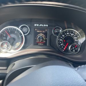 2024 RAM 2500 BIG HORN thumbnail 38