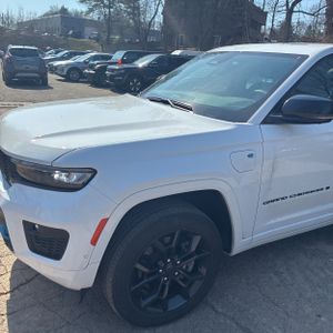 JEEP GRAND CHEROKEE 4XE ANNIVERSARY EDITION - 2