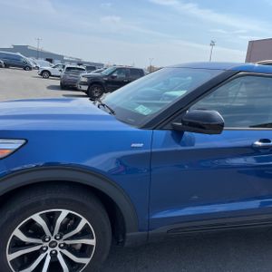 FORD EXPLORER ST-LINE - 2