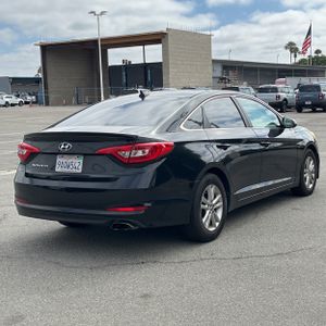 صورة 8 لـ 2017 Hyundai SONATA SE