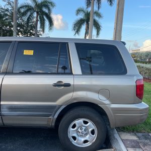 2005 Honda PILOT LX 照片 6