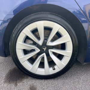 صورة مصغرة 19 لـ 2022 Tesla MODEL 3 BASE