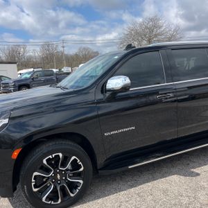 CHEVROLET SUBURBAN PREMIER - 2