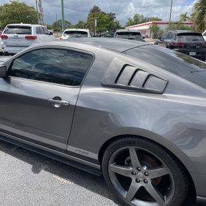 FORD MUSTANG V6 PREMIUM - 6