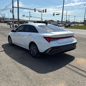 HYUNDAI ELANTRA HYBRID BLUE - 5