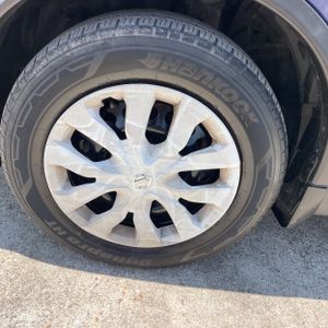 2017 Nissan ROGUE SV — миниатюра 17