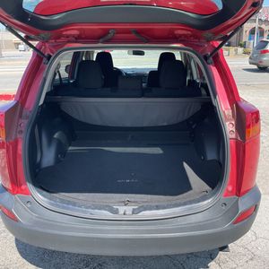 صورة 43 لـ 2015 Toyota RAV4 XLE