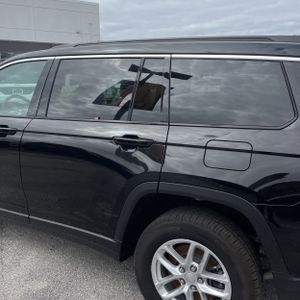 JEEP GRAND CHEROKEE L LAREDO - 6