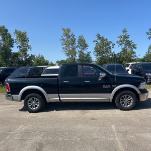 صورة 10 لـ 2015 RAM 1500 LARAMIE