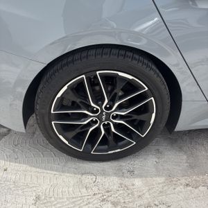صورة مصغرة 17 لـ 2022 KIA K5 GT-LINE