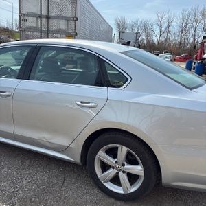 VOLKSWAGEN PASSAT 1.8T WOLFSBURG EDITION - 6