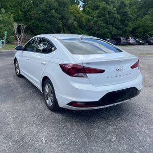 HYUNDAI ELANTRA SEL - 5