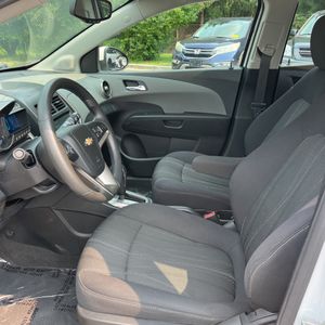 صورة مصغرة 32 لـ 2015 Chevrolet SONIC LT AUTO