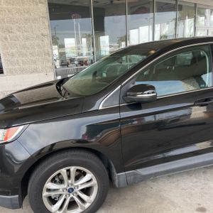 FORD EDGE SEL - 2