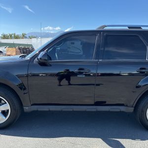 FORD ESCAPE LIMITED - 4