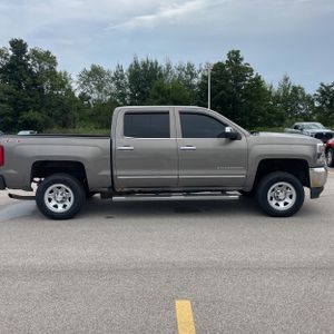 صورة 10 لـ 2017 Chevrolet SILVERADO 1500 LTZ