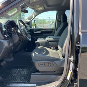 2024 Chevrolet SILVERADO 2500HD LT 缩略图 32