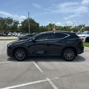 2022 Lexus NX 350 PREMIUM — фото 3