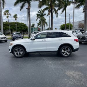 MERCEDES-BENZ GLC - 3
