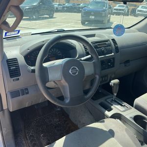 2013 Nissan FRONTIER S thumbnail 35